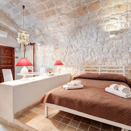 Le Bianche Suites Ostuni Exteriör bild