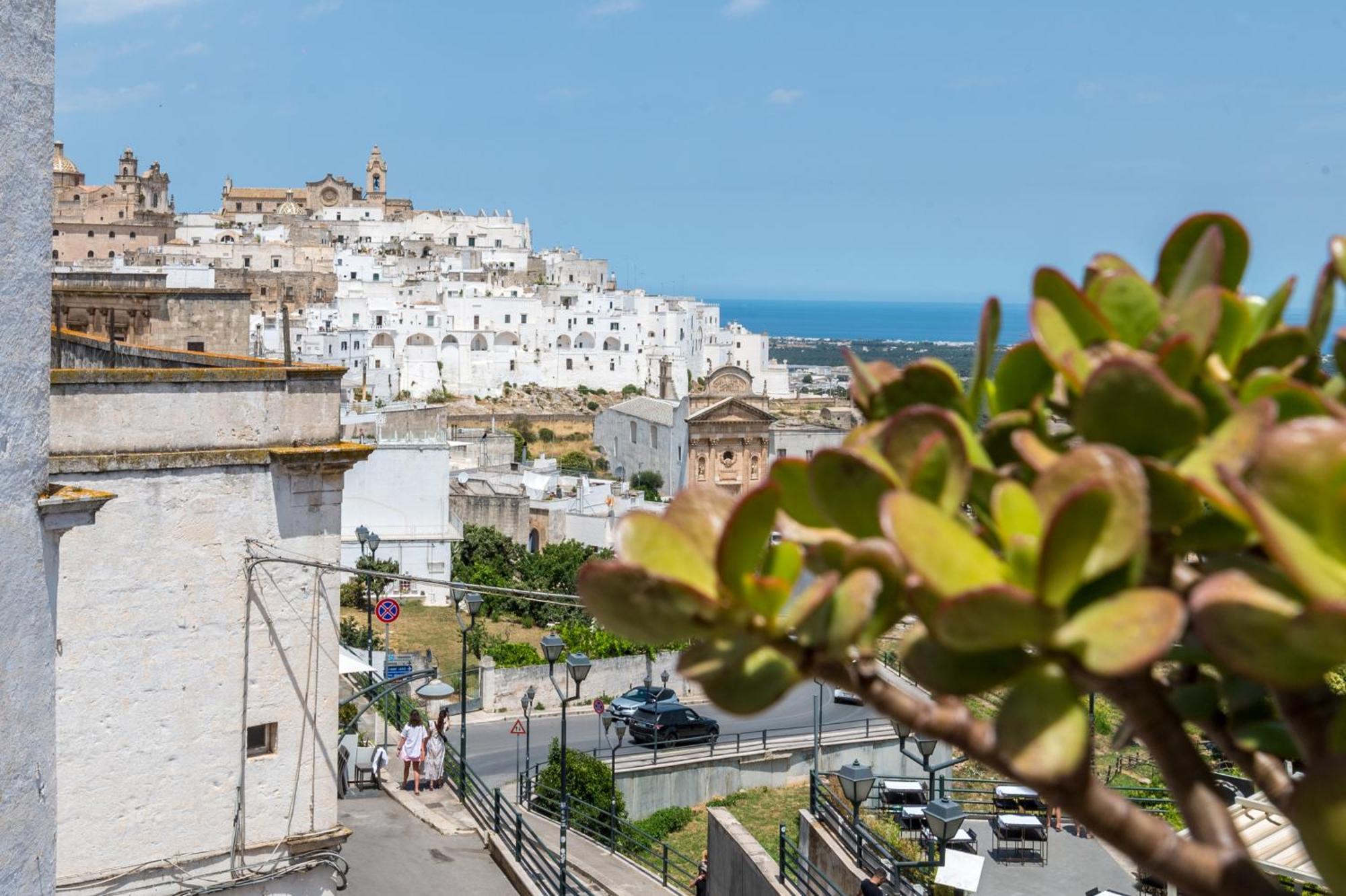 Le Bianche Suites Ostuni Rum bild