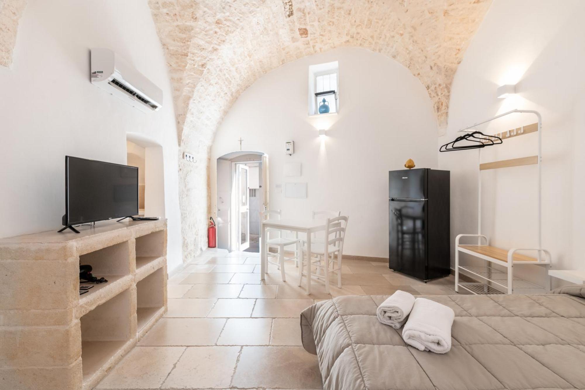 Le Bianche Suites Ostuni Exteriör bild